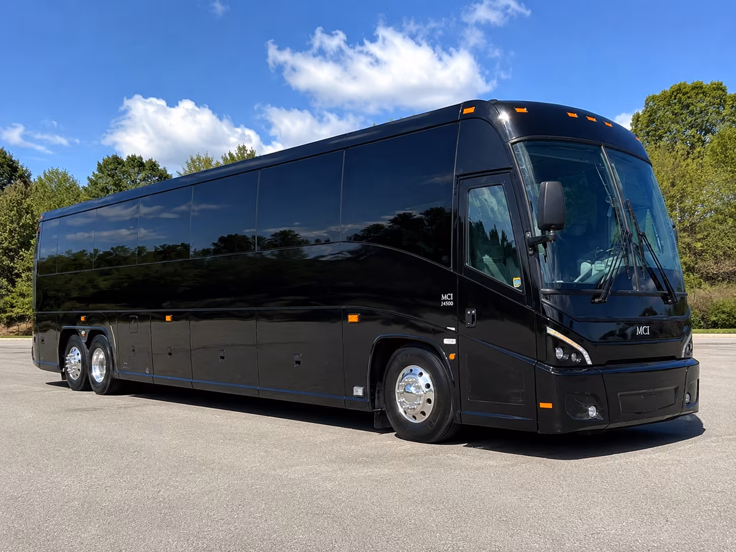 your group deserves a smooth ride to austin for concerts games and nights out